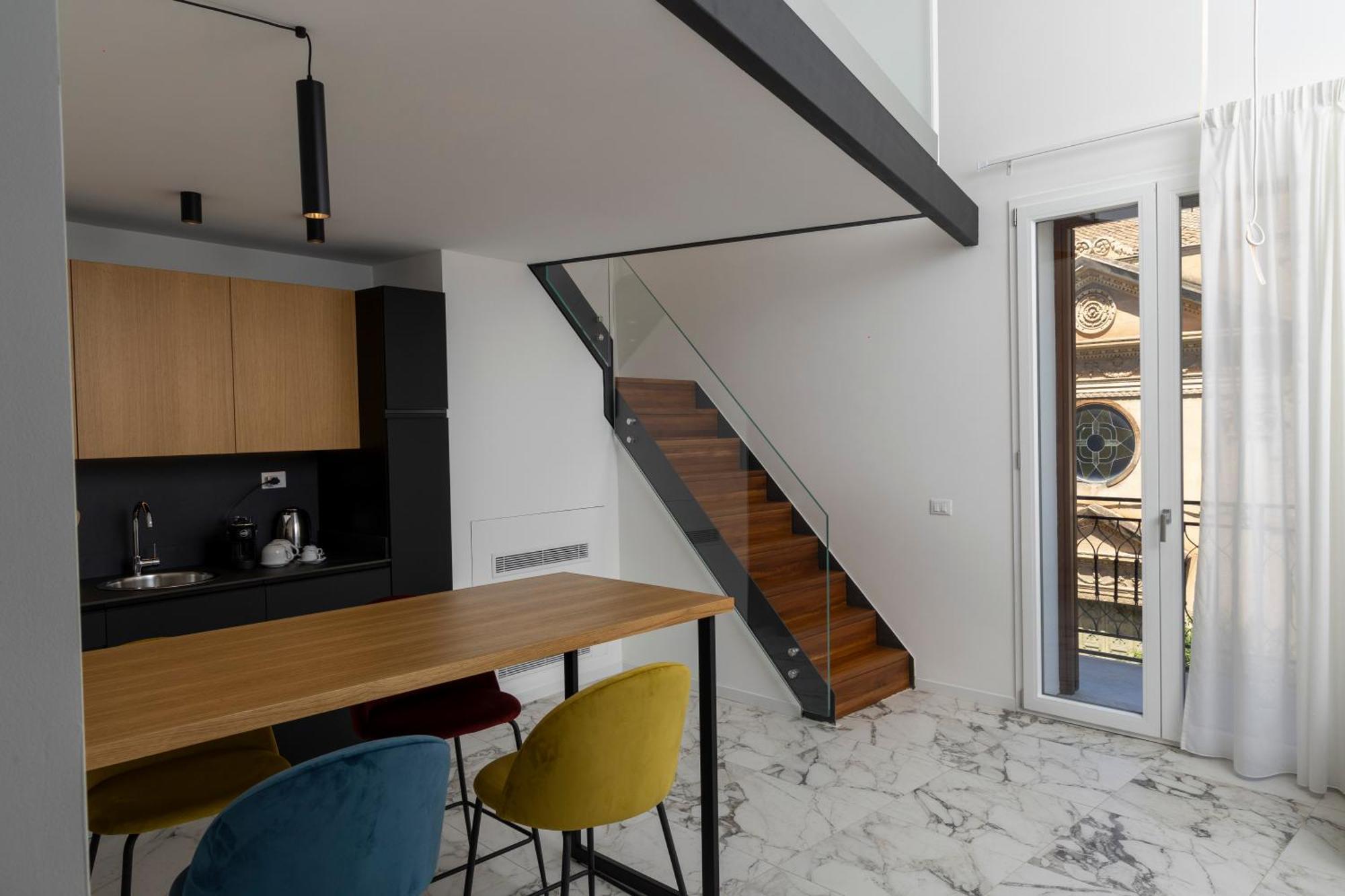 La Dimora Dei Paladini Aparthotel